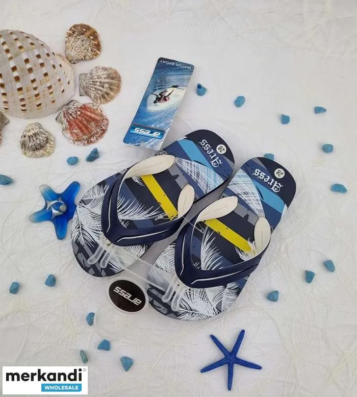 060014 Chanclas infantiles MIX. Ayude a sus clientes a prepararse para las vacaciones familiares