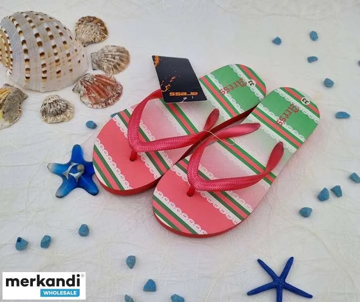 060014 Chanclas infantiles MIX. Ayude a sus clientes a prepararse para las vacaciones familiares