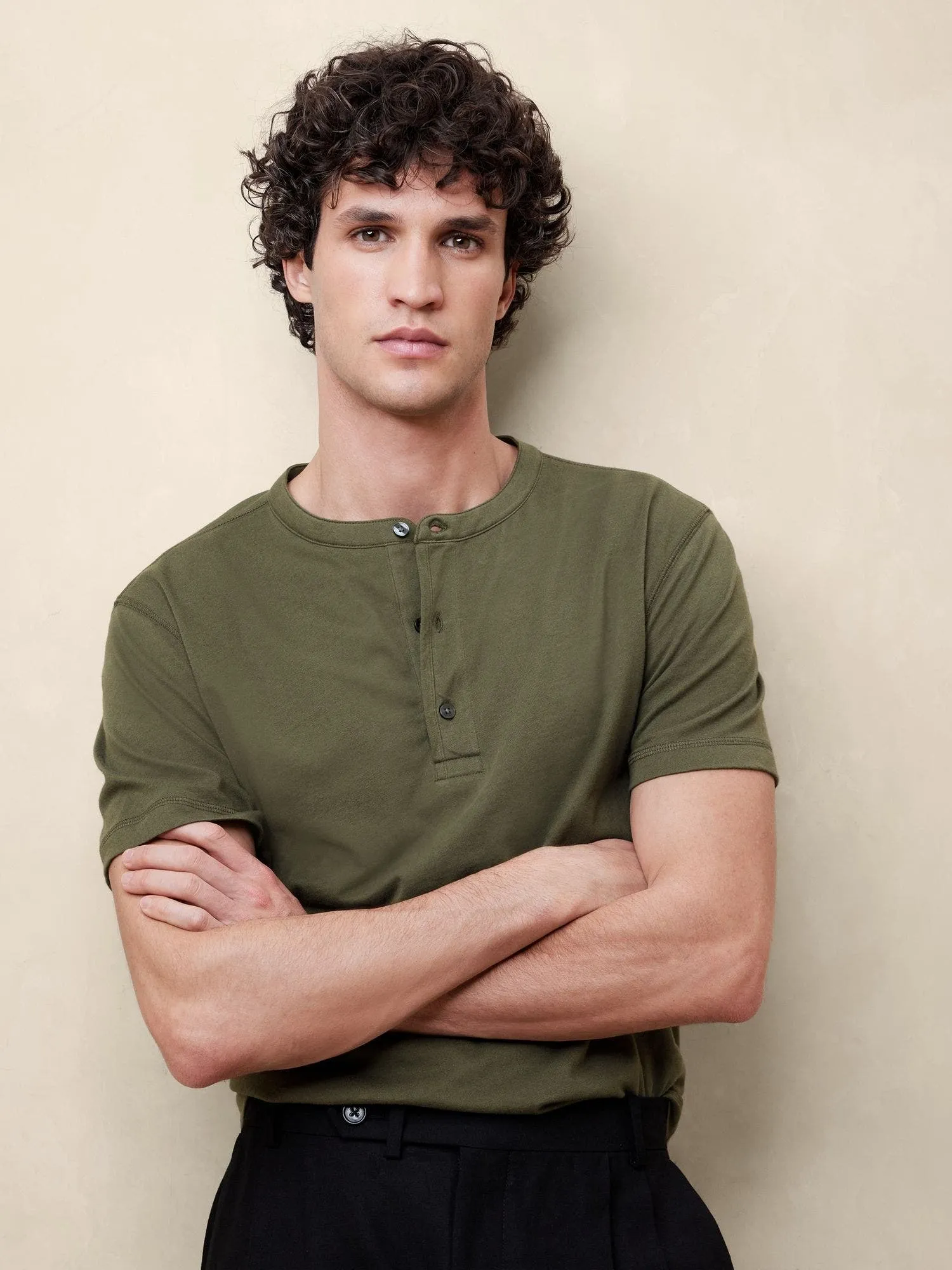 BANANA REPUBLIC POLERA HOMBRE SOFT WASH HENLEY