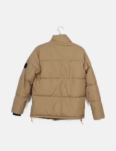 Bershka Chaqueta beige acolchada