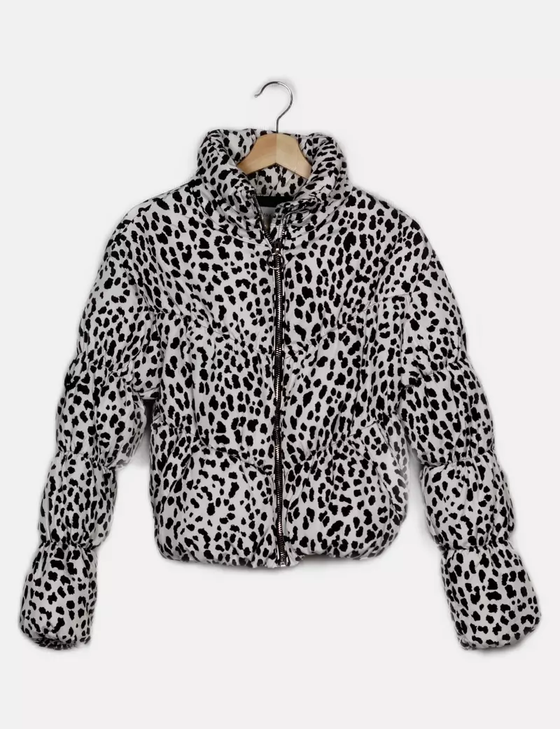 Bershka Plumas