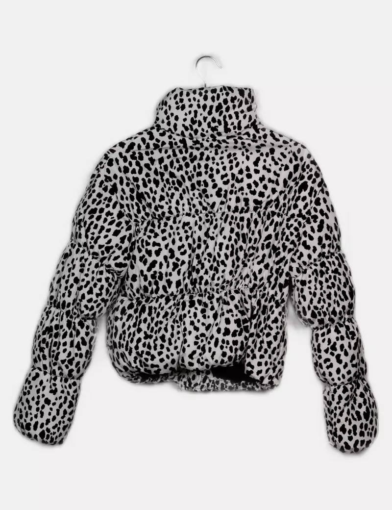 Bershka Plumas