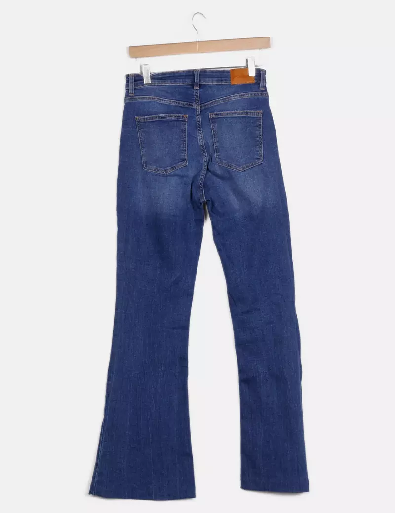 Bershka Vaqueros campana
