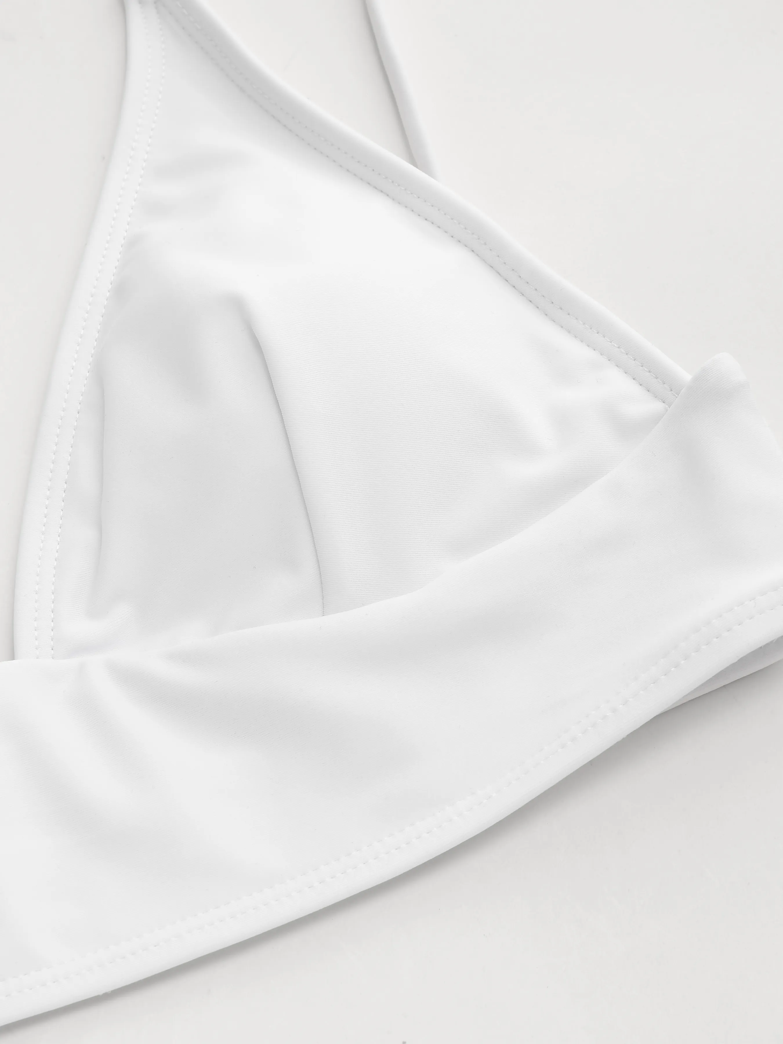 Bikini de Jersey Sólido con Control de Abdomen y Escote en V para Vacaciones en la Riviera Francesa