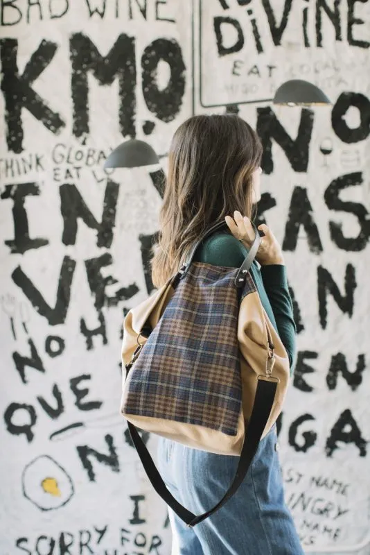 BOLSO DE LANA  ESTAMPADO ESCOCéS Y LANA CAMEL