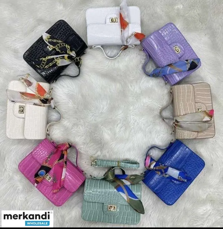 Bolsos de mujer de Turquía para venta al por mayor en fantásticas condiciones.