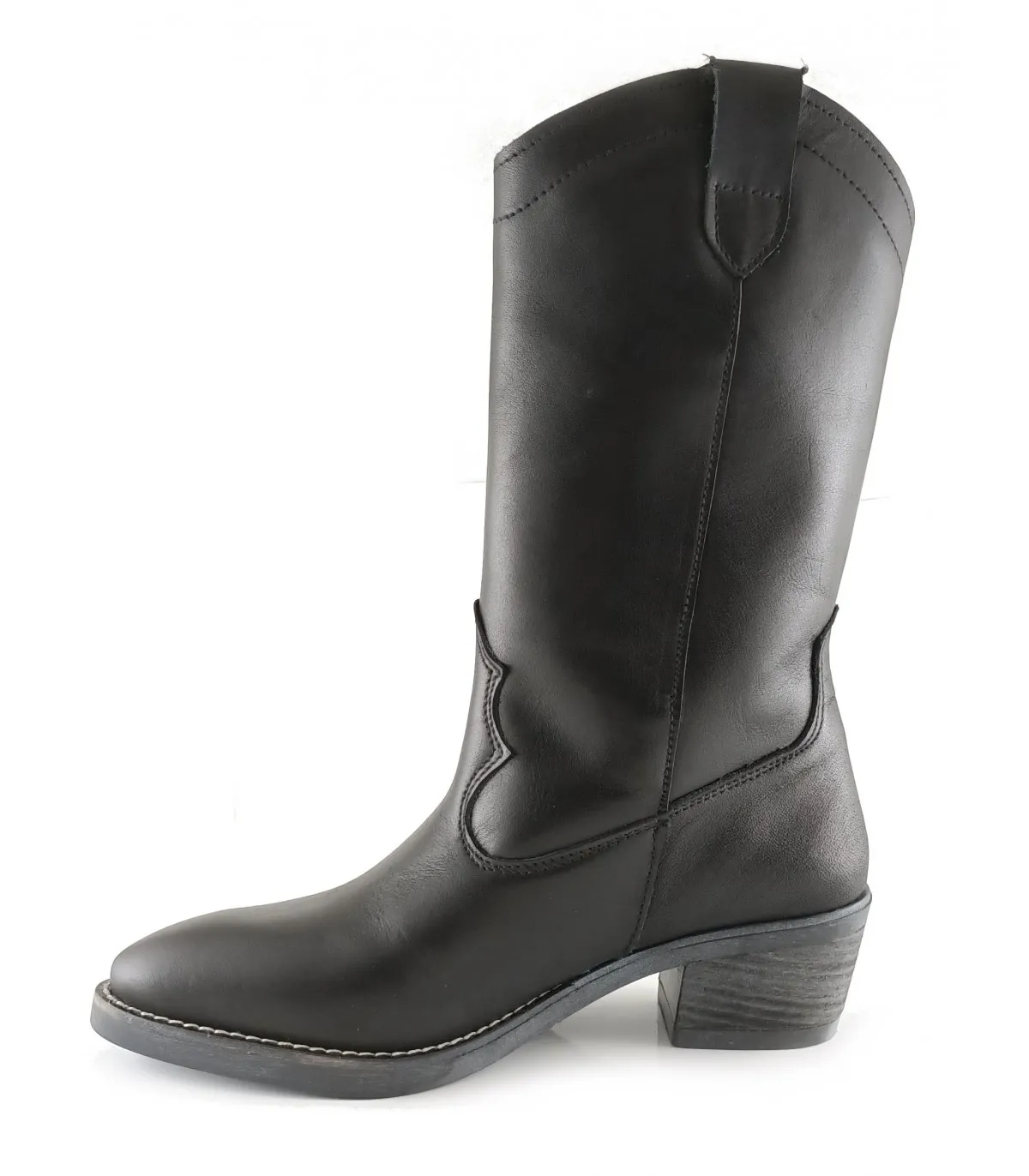 Bota campera en piel negra