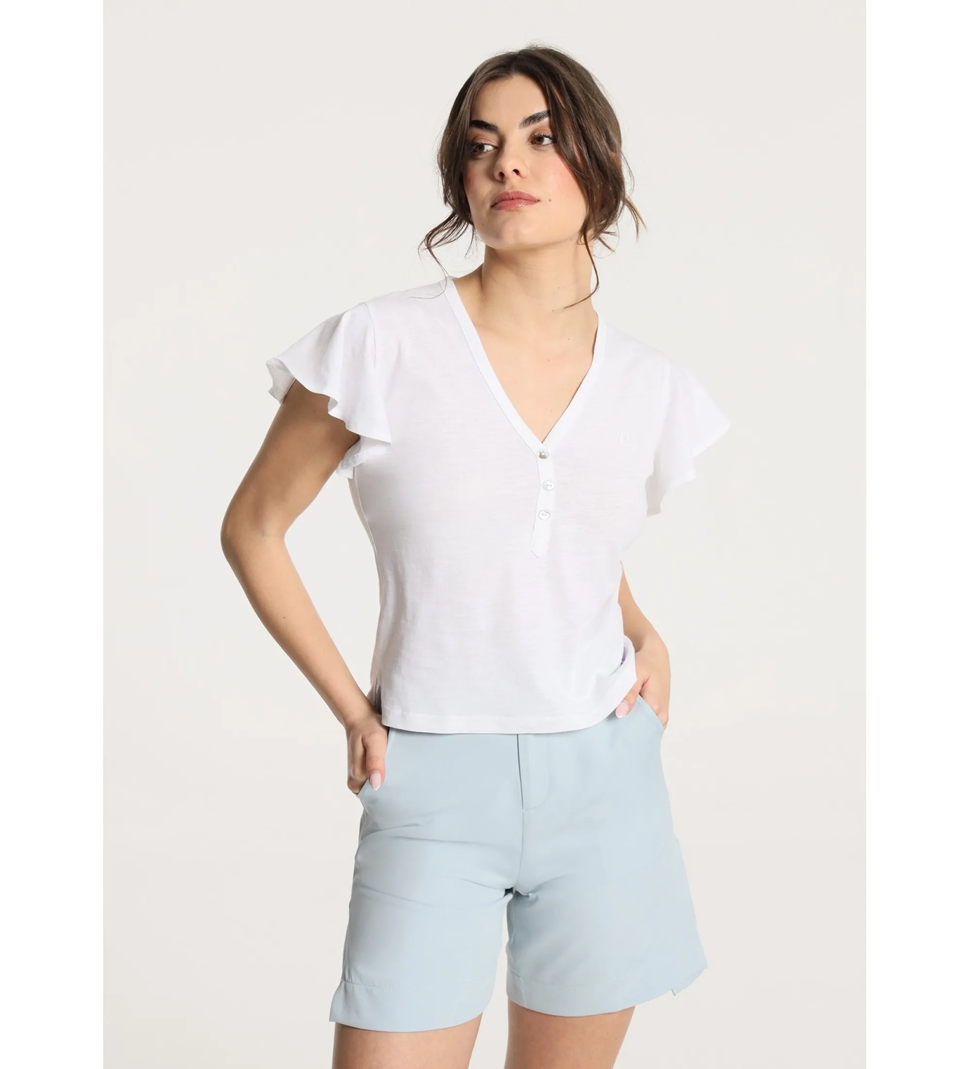 Camiseta de manga corta volantes con botones blanco