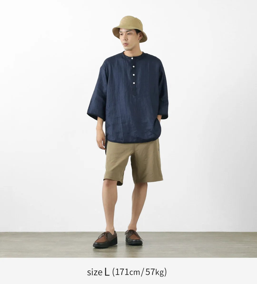 Camiseta Rococo / Linen Cloth Henley Neck