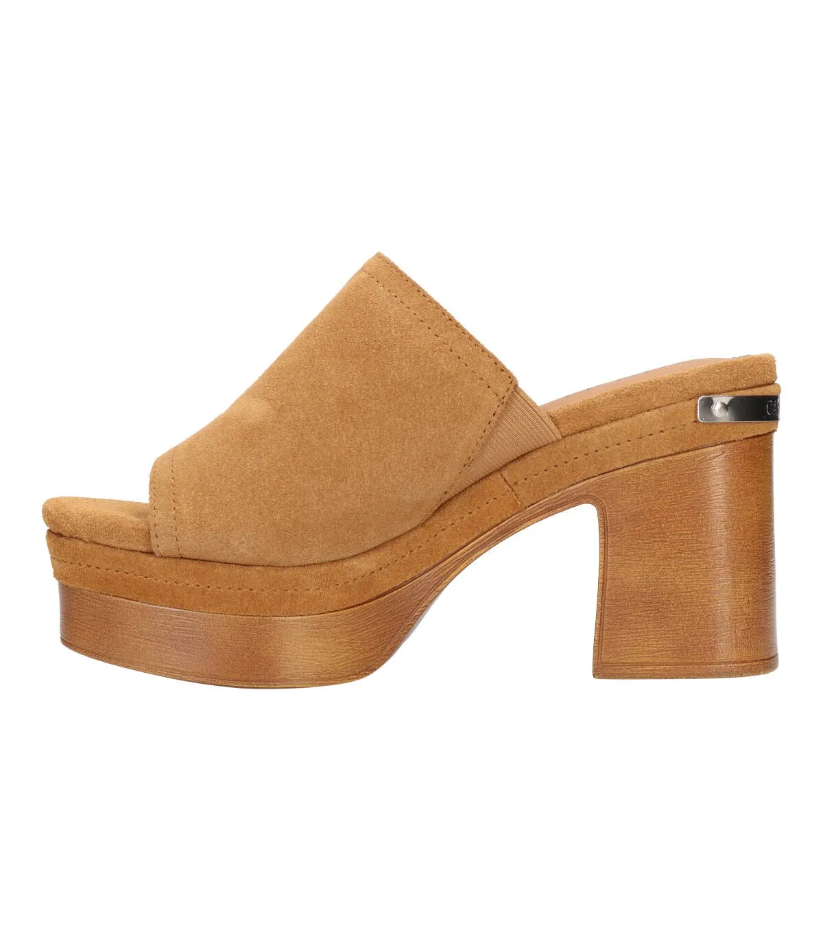 Carmela 160677  Camel