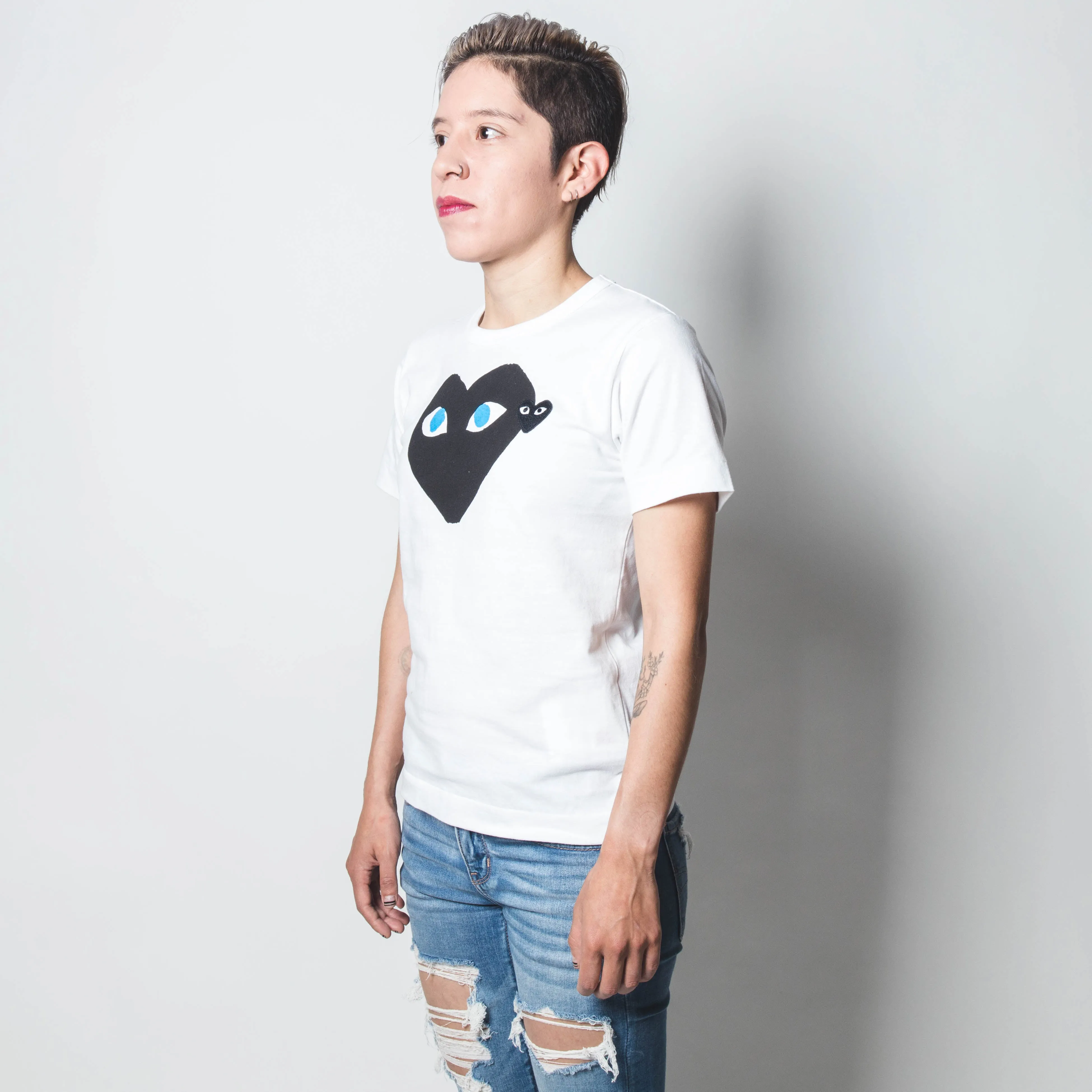 CDG PLAY Blue Eyes Black Heart Tee White
