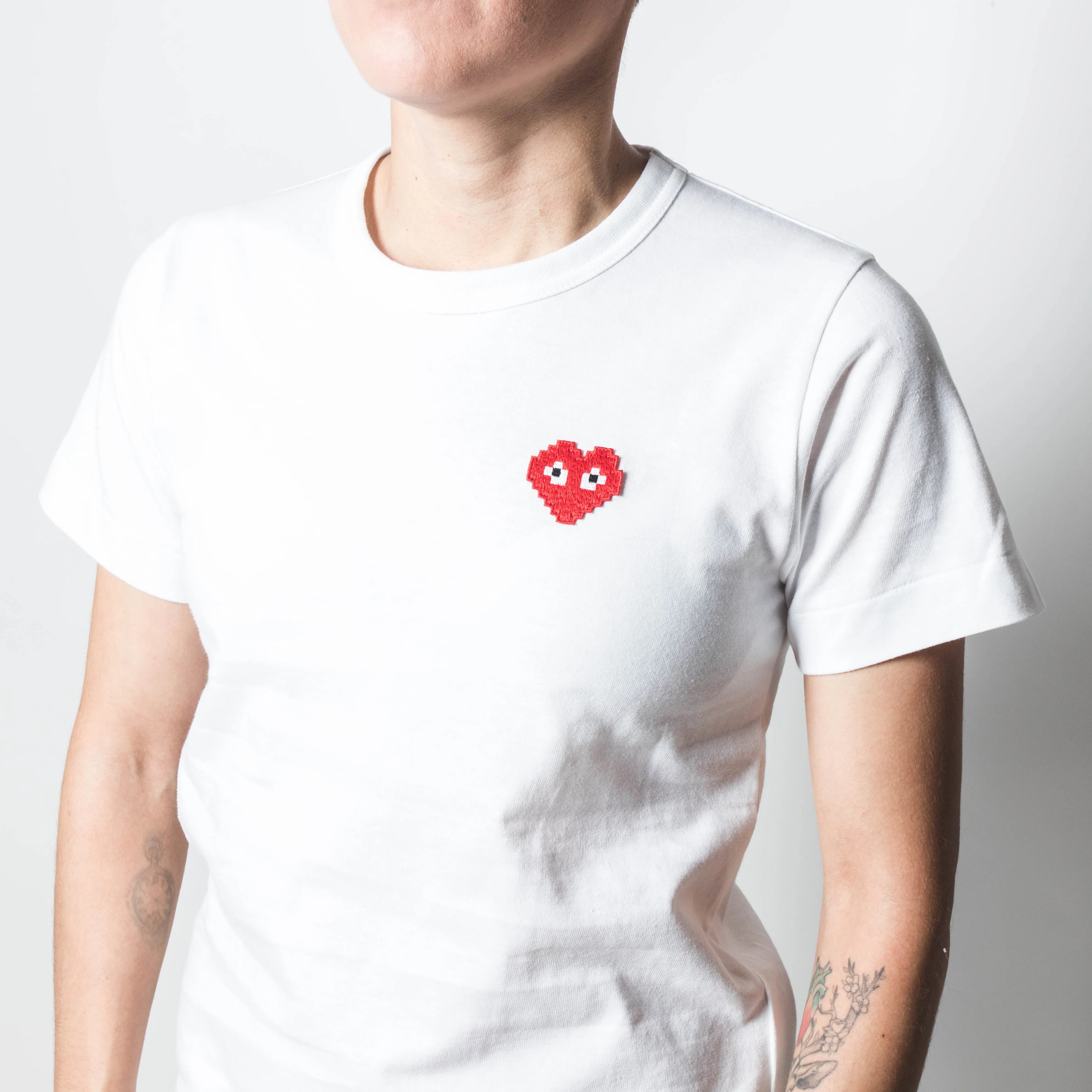 CDG PLAY x Invader W Red Heart Tee White Wmns
