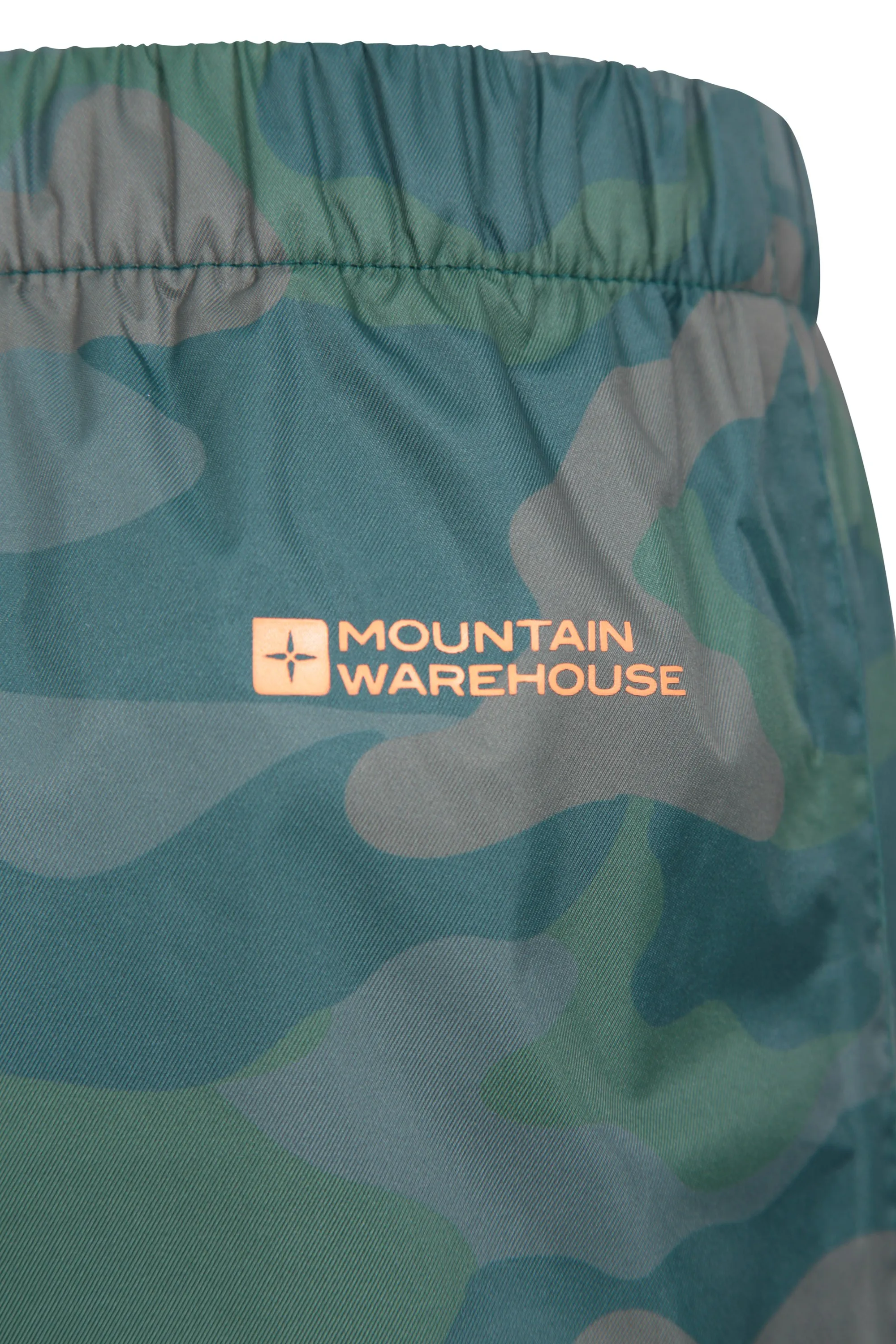 Conjunto impermeable infantil con estampado