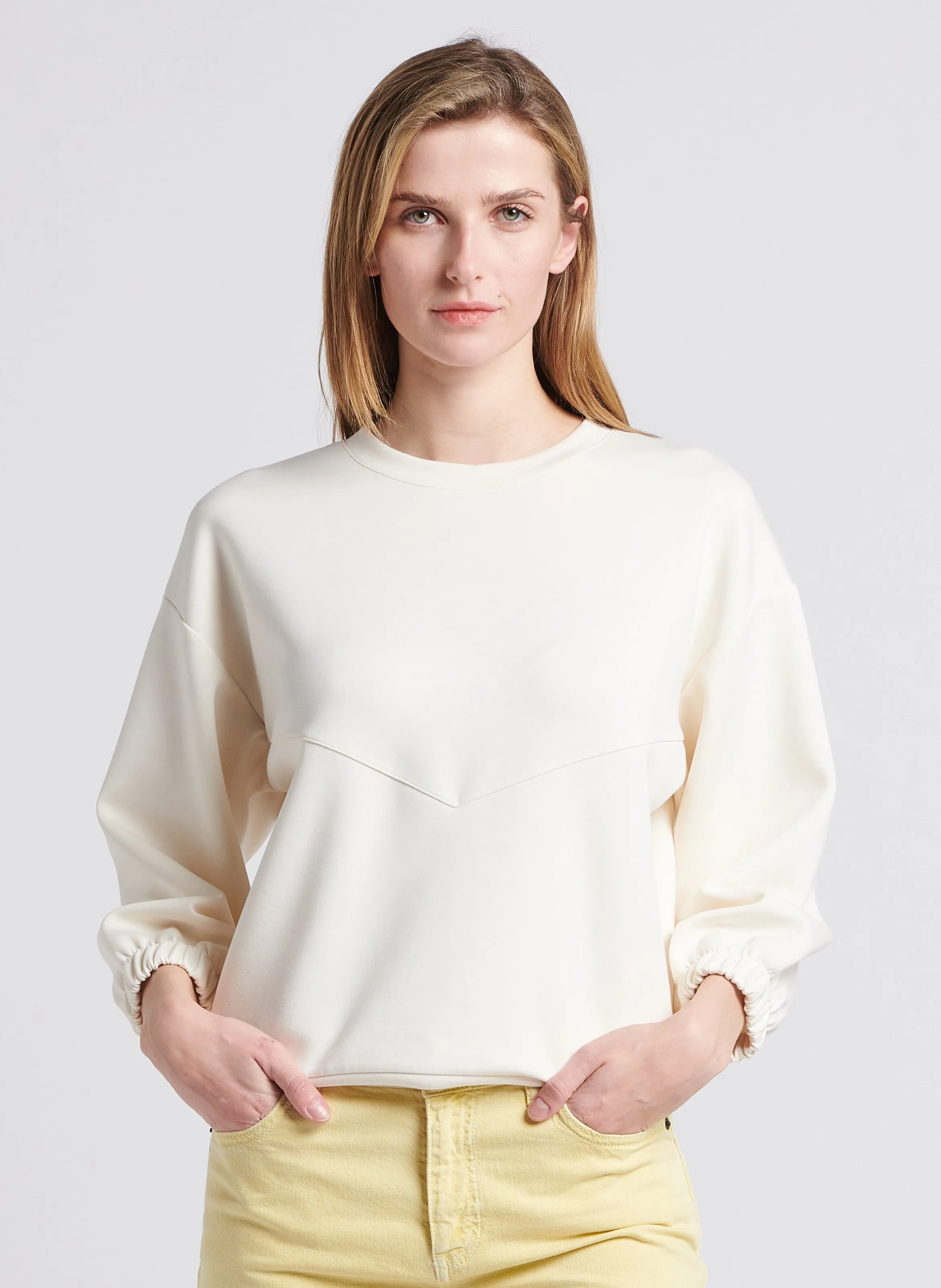 DRISS BIS  SUDADERA HOLGADA CON CUELLO REDONDO EN BEIGE