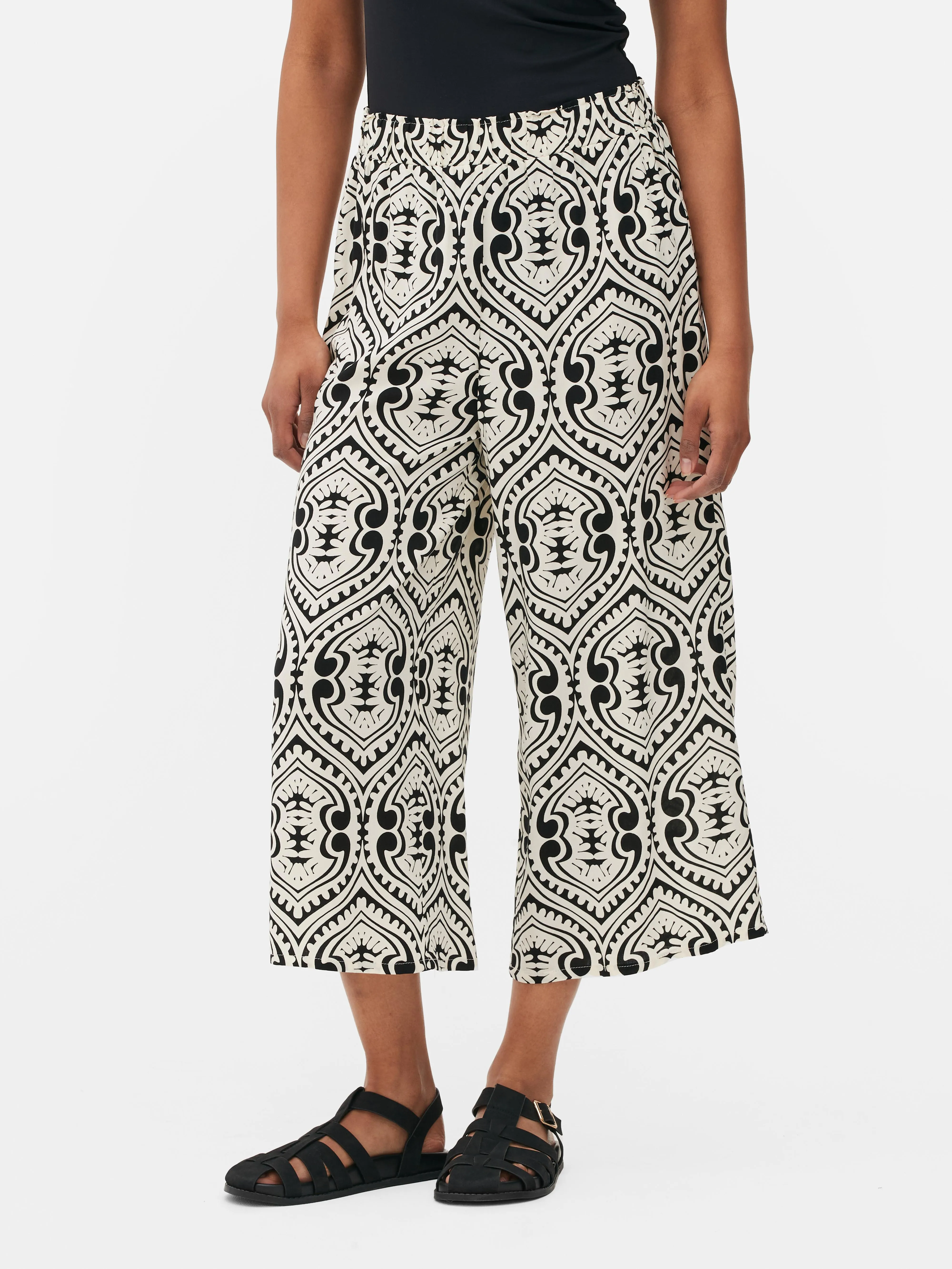 Falda pantalón de estampado gráfico y pernera ancha