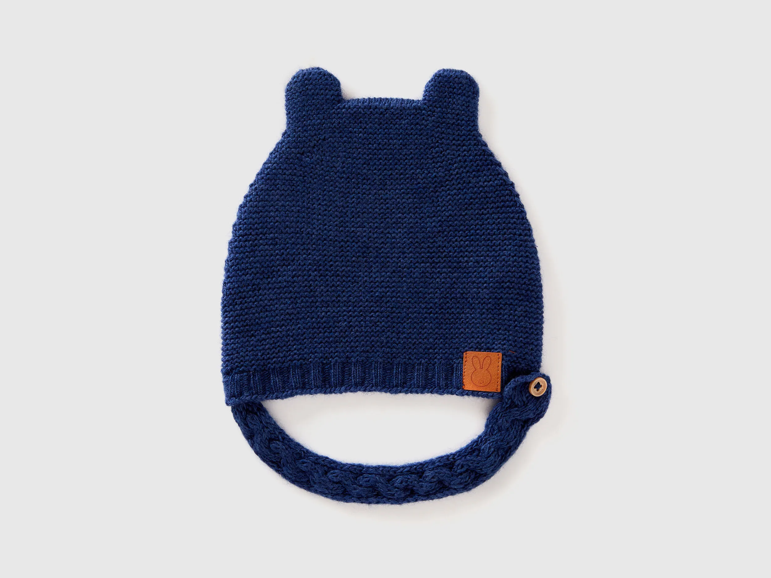 Gorro con orehas en mezcla de lana reciclada