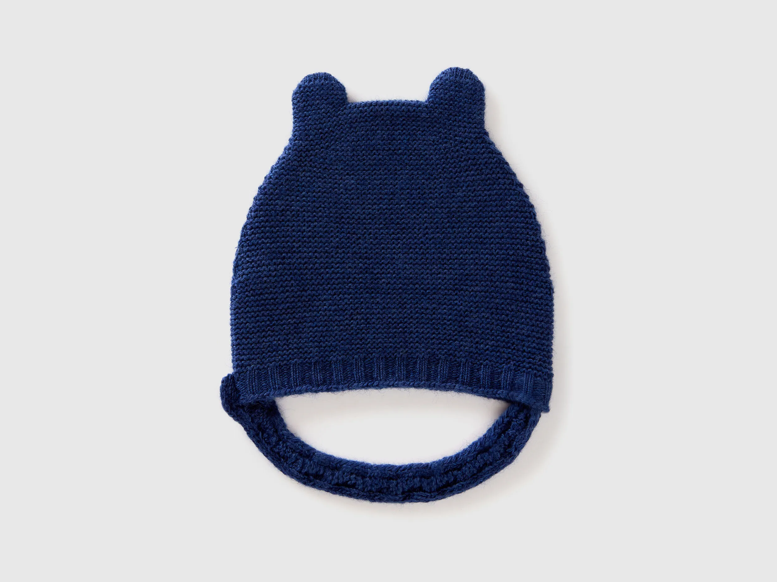 Gorro con orehas en mezcla de lana reciclada