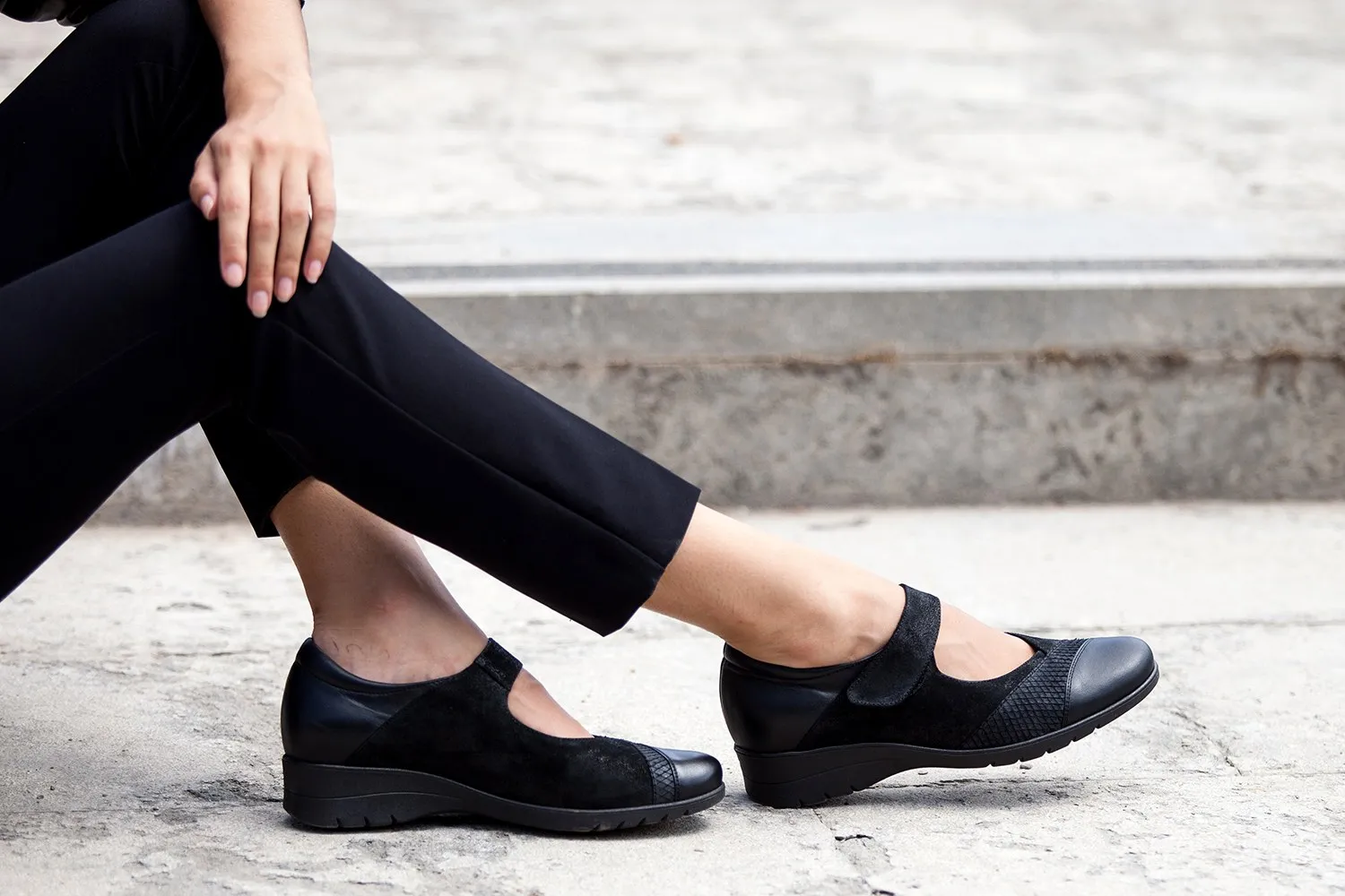 MARYJANE BLACK LEATHER
