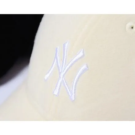 New Era NY Yankees 9FORTY Cosy Cap