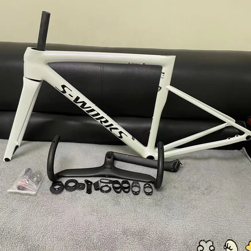 Newset Road Fiber Bi Frames Chameleon SL8 SL7 Disc de pintura personalizado Bras UD Glosatt Bicicleta de carbono Framset T1000 S