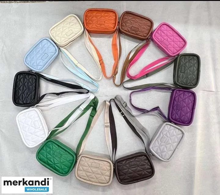 nuestra colección de bolsos de mujer de Turquía para la venta al por mayor.