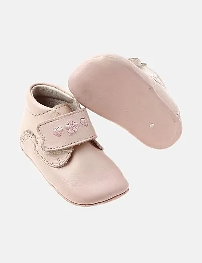 Panino Zapatilla rosa detalle bordado