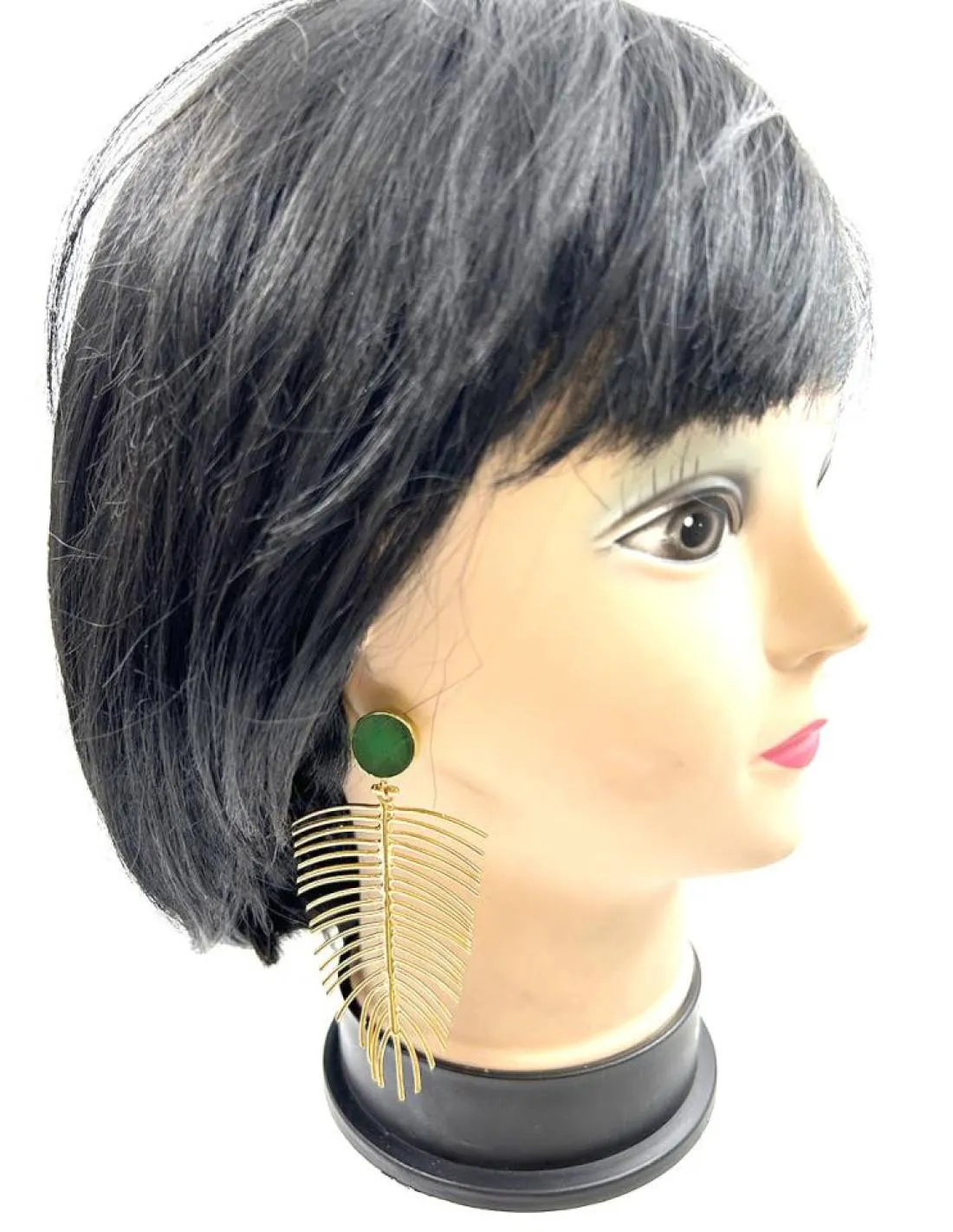 PENDIENTES LARGOS VERDES Y DORADOS PARA FIESTAS Y EVENTOS