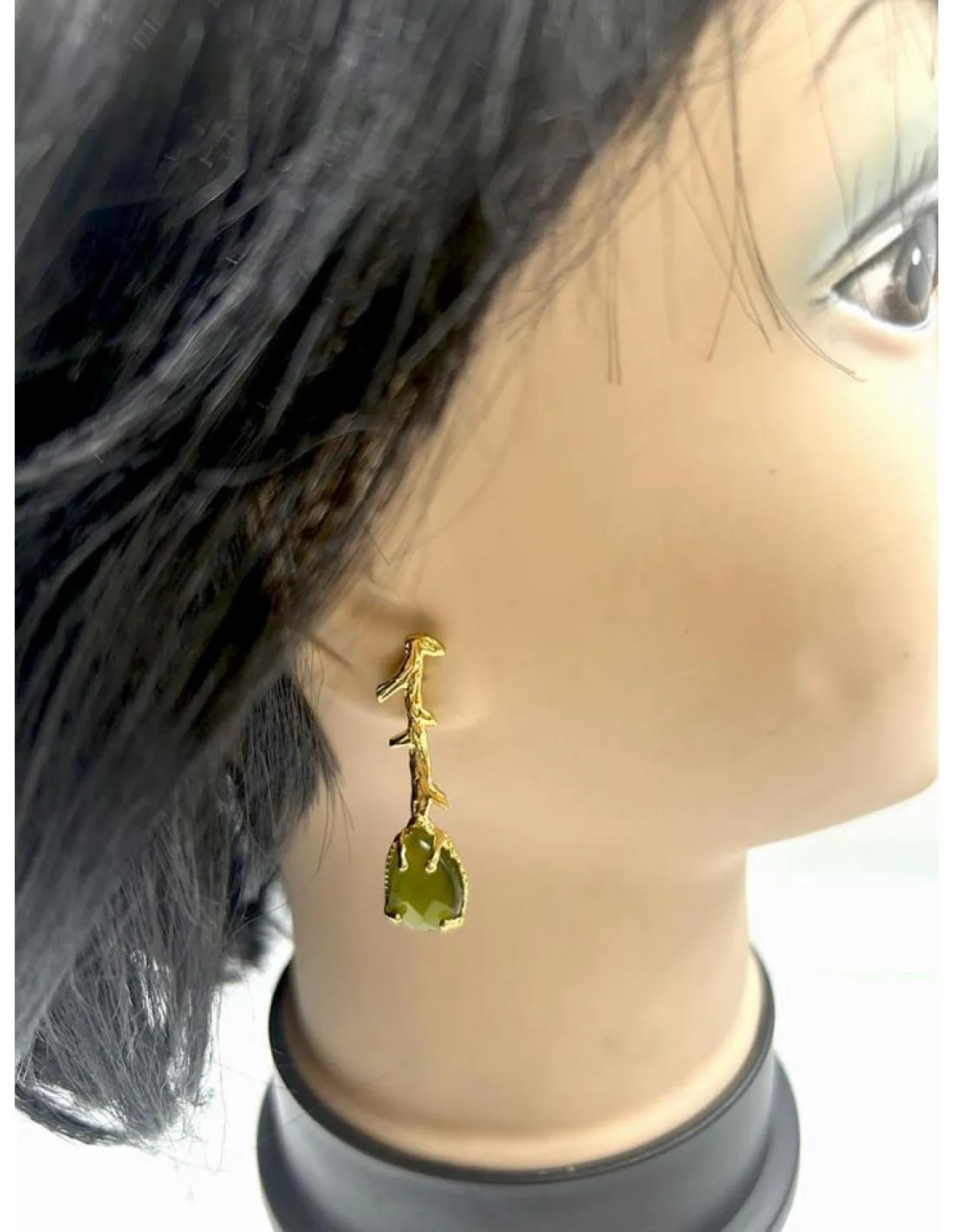 PENDIENTES VERDES OLIVA MUY ELEGANTES PARA BODAS Y BAUTIZOS
