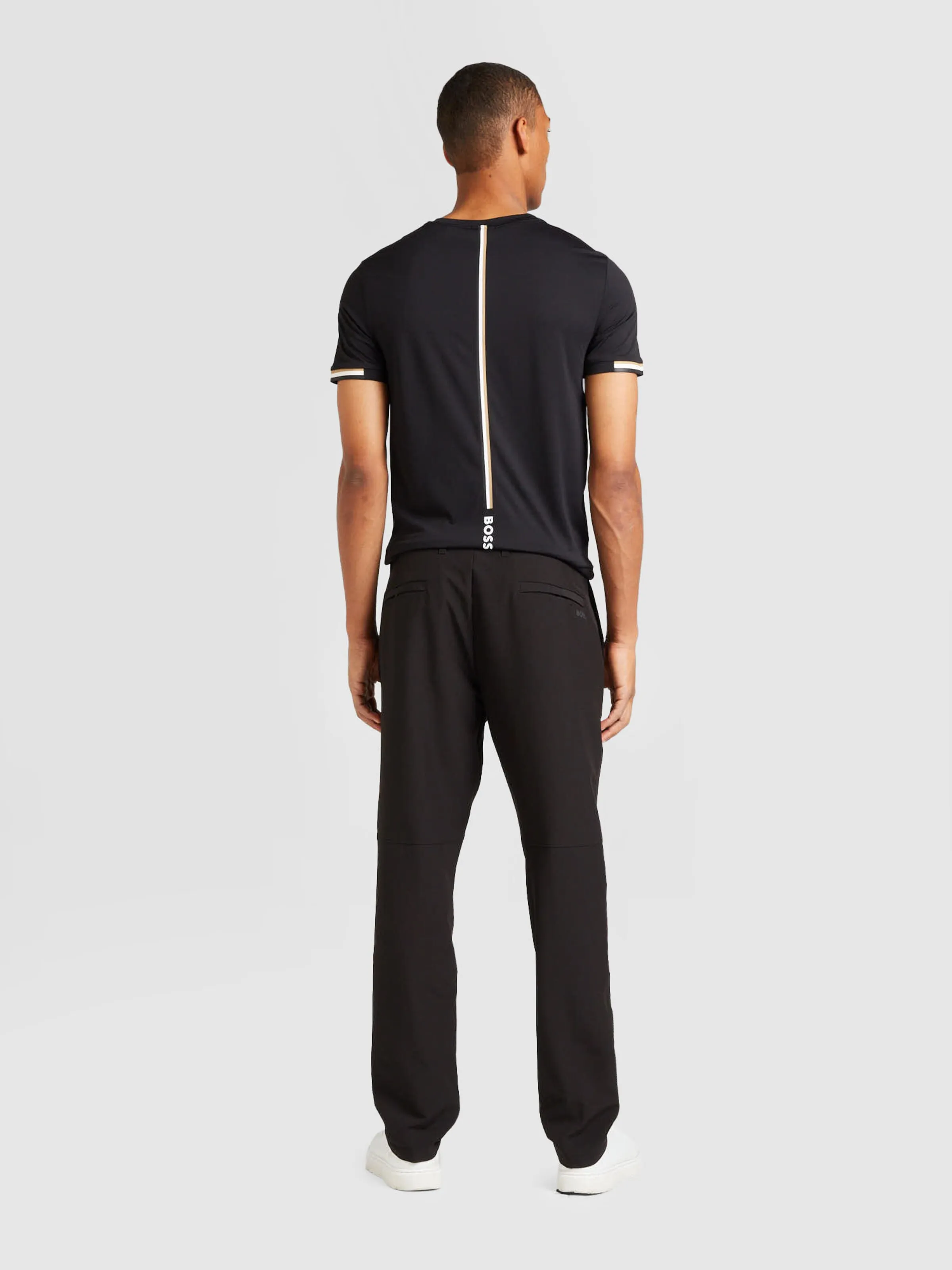 regular Pantalón chino 'Commuter' BOSS en Negro
