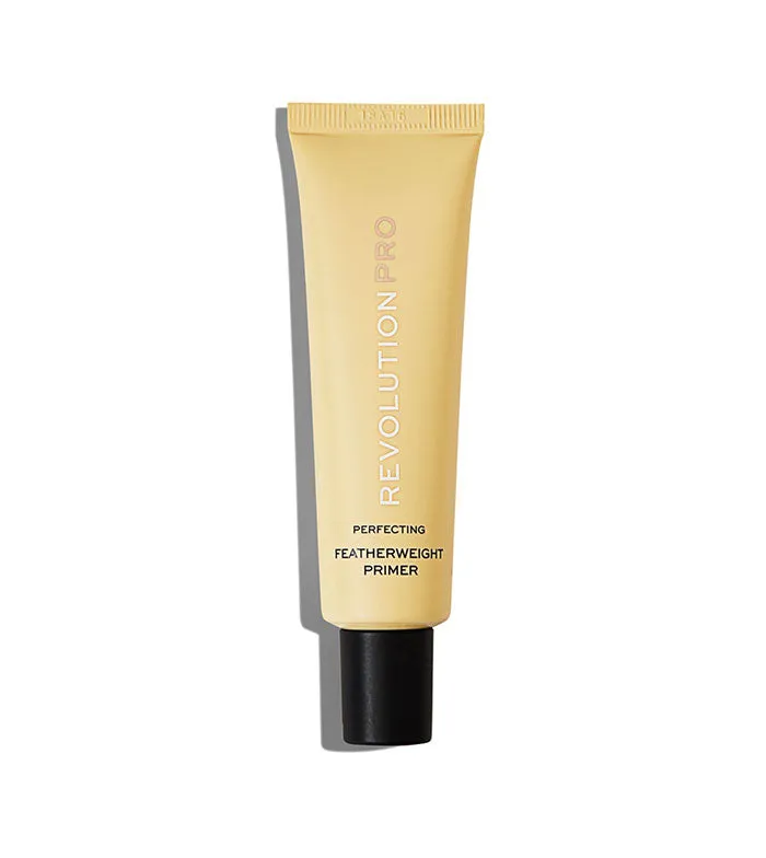 REVOLUTION PRO  PREBASE PERFECCIONADORA DE ROSTRO