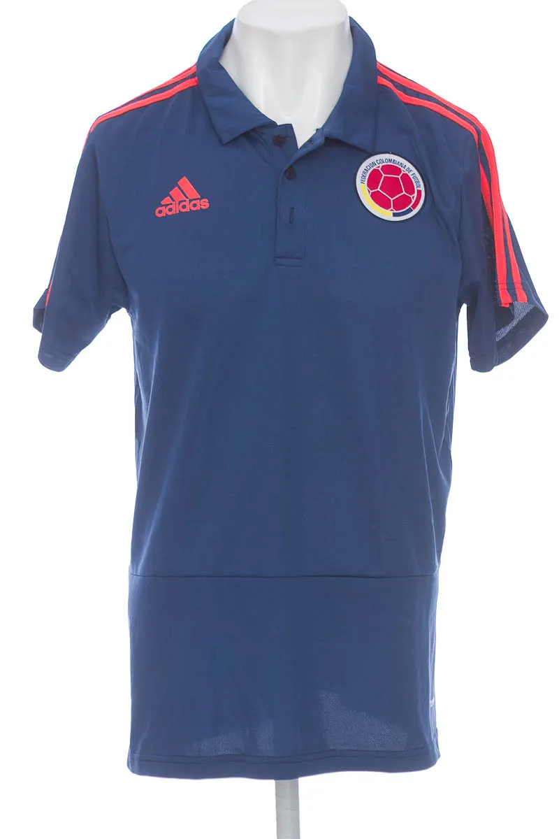 ROPA DEPORTIVA COLOR AZUL  CLOSEANDO