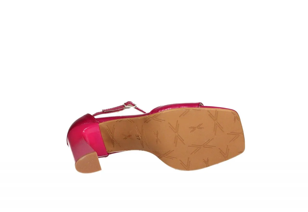 Sandalia Fucsia Talon Cerrado Pulsera Tacon Alto