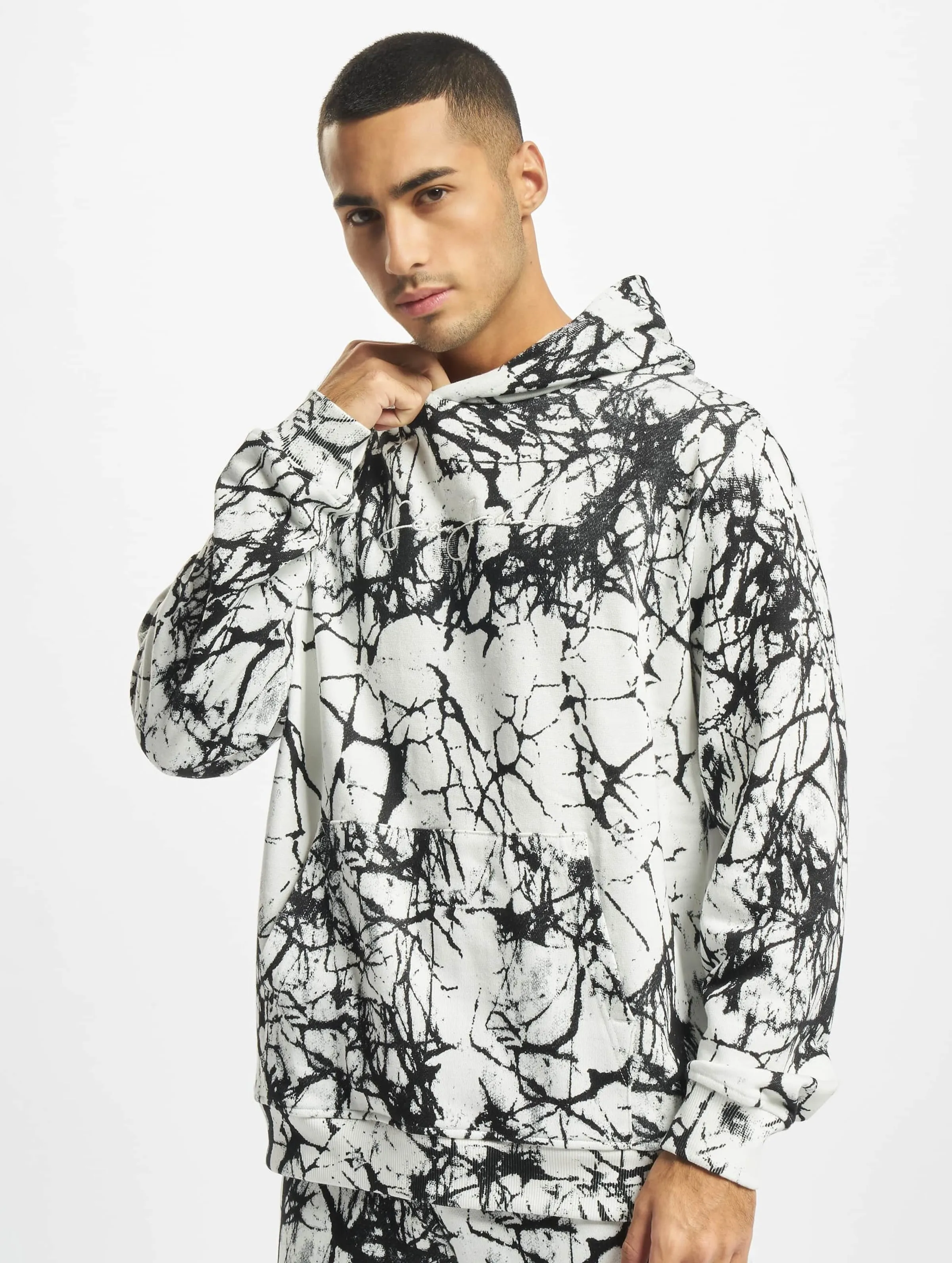 Script Logo Crackle Dye