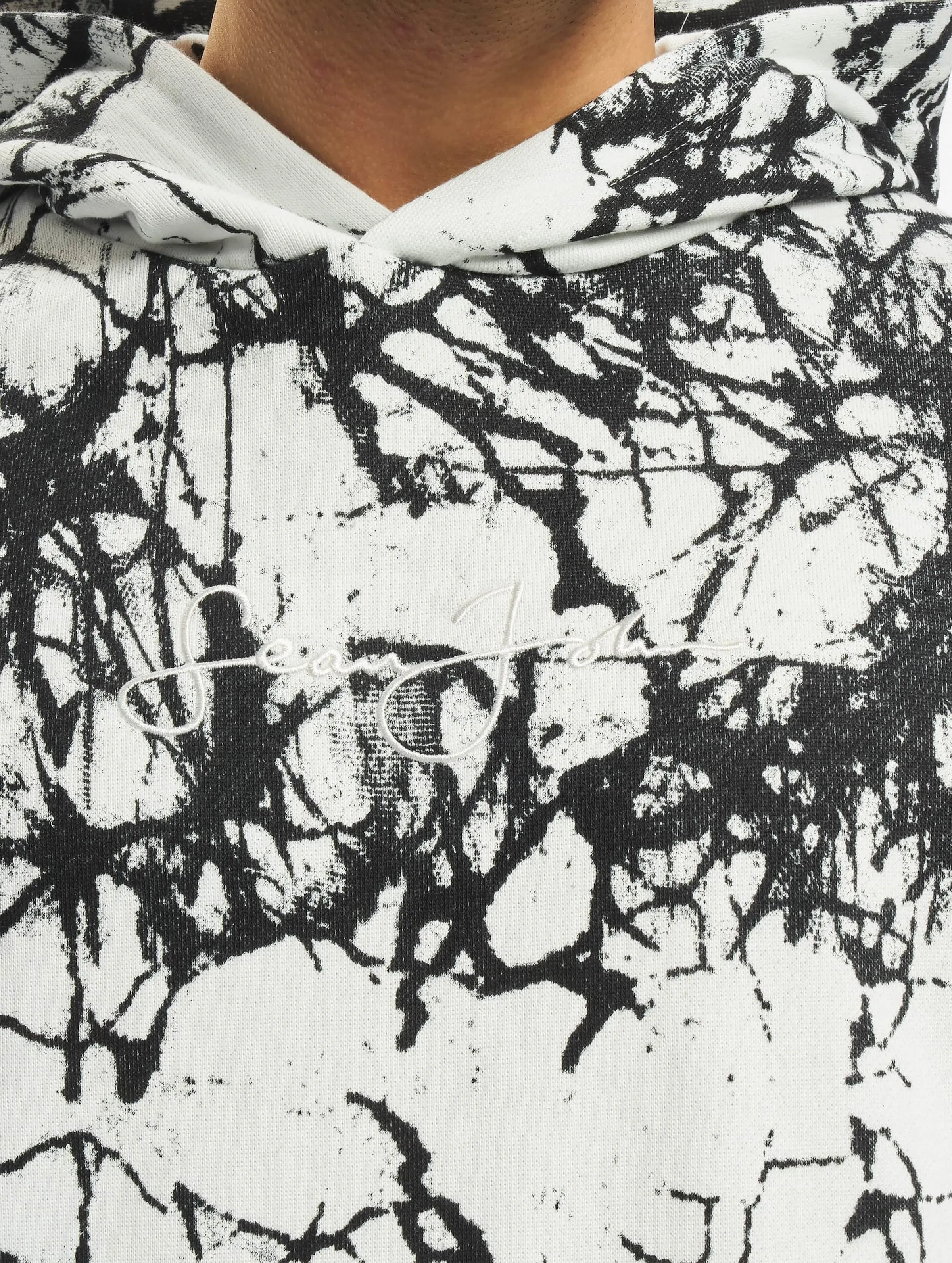Script Logo Crackle Dye