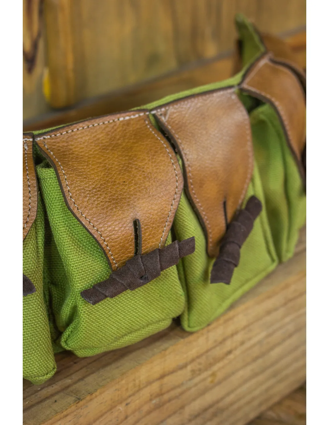 SET 5 BOLSAS, TIPO RIñONERA, CON CINTURóN DUERO  VERDE