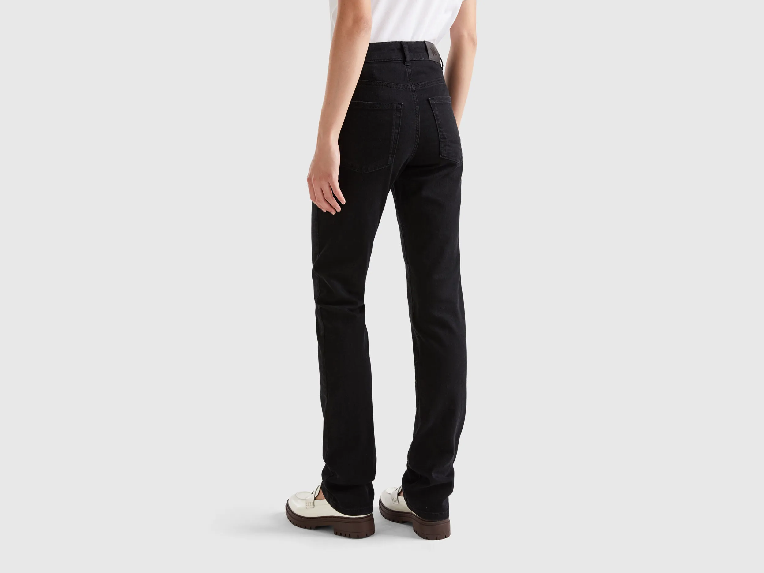 Vaqueros bootcut con cinco bolsillos