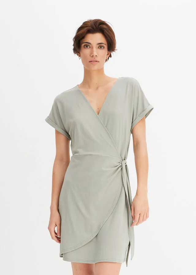 Vestido con diseño cruzado Verde