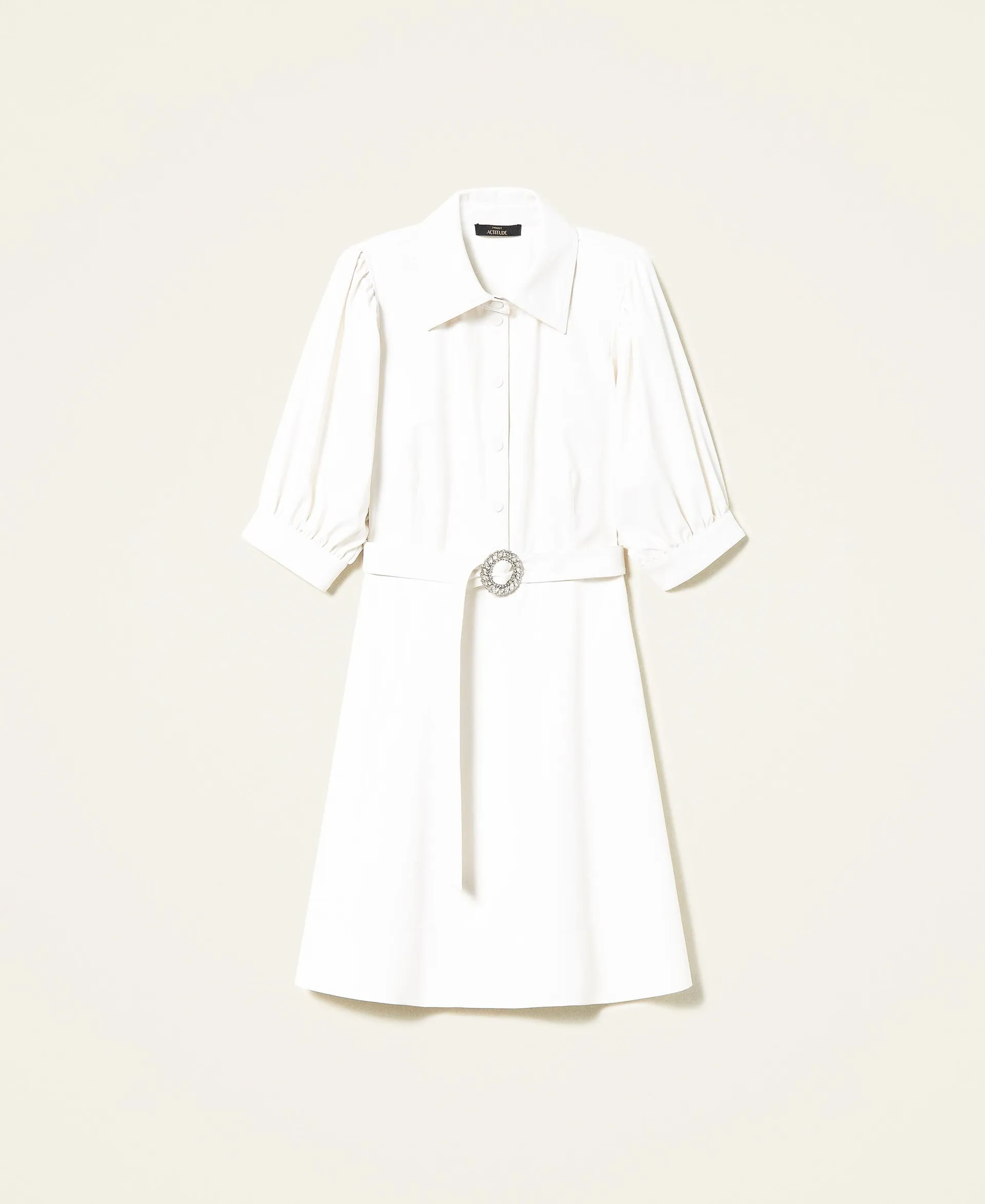 Vestido efecto piel con cinturón