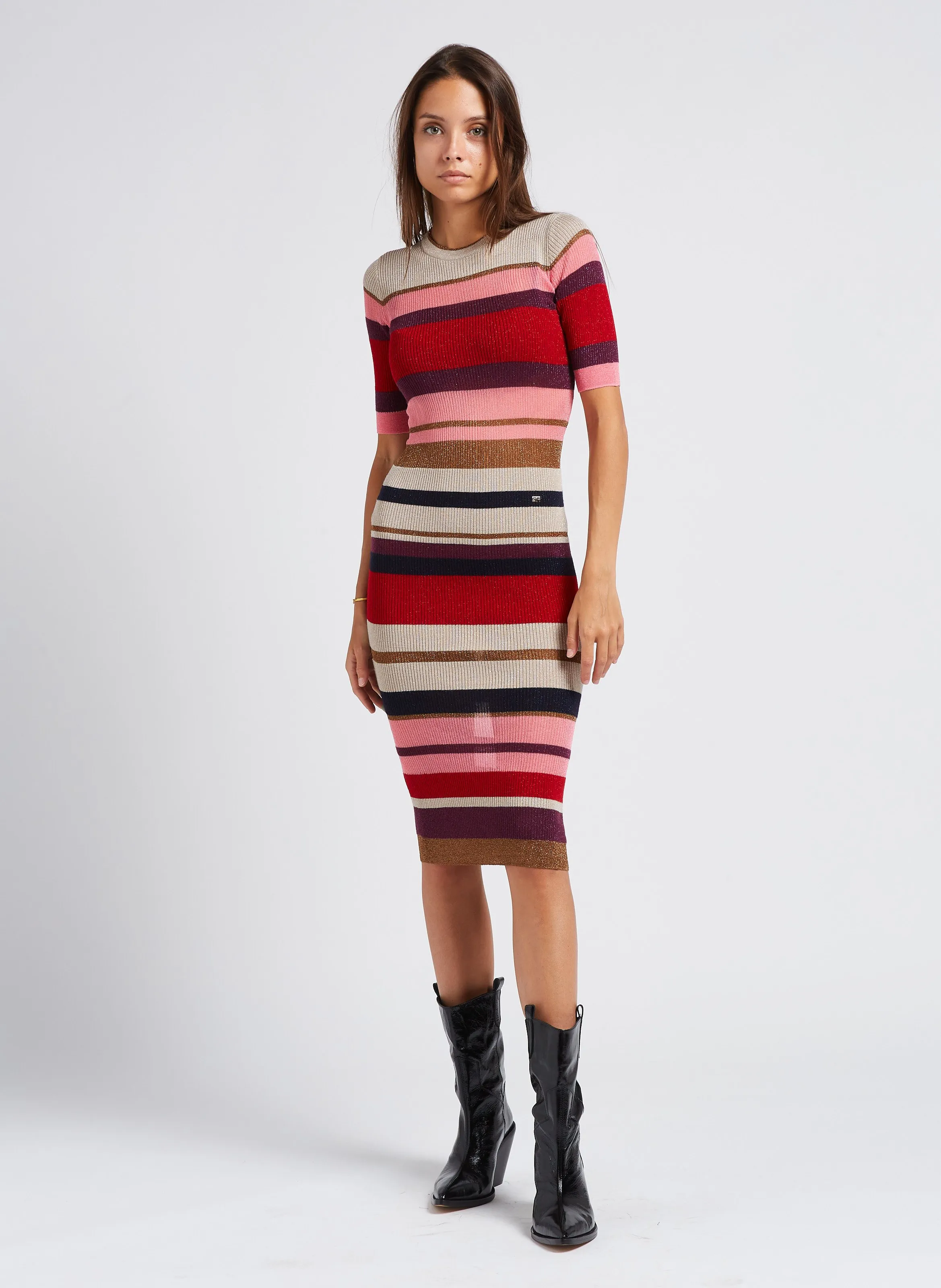 Vestido midi de lana a rayas con cuello redondo en multicolor