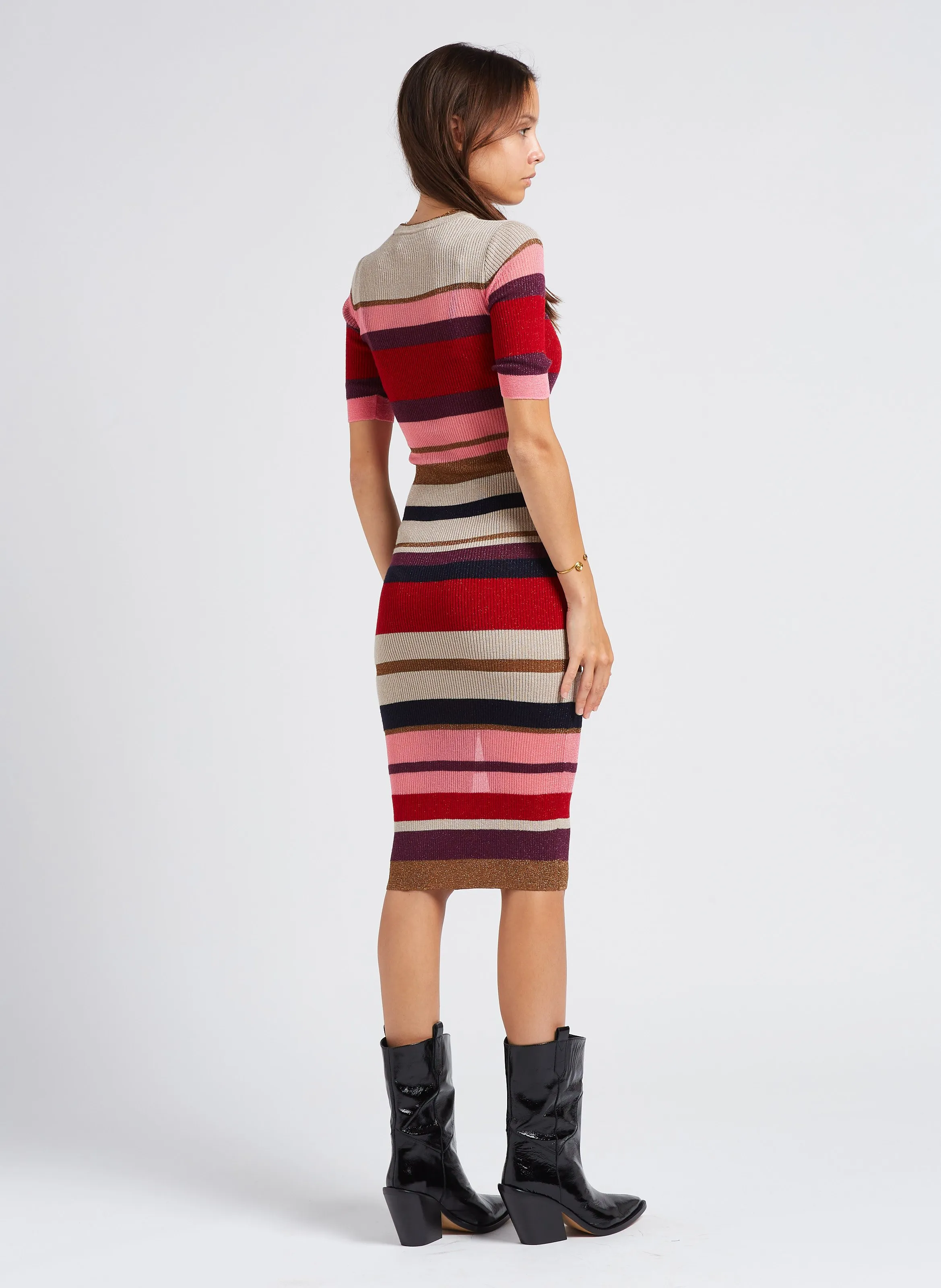 Vestido midi de lana a rayas con cuello redondo en multicolor