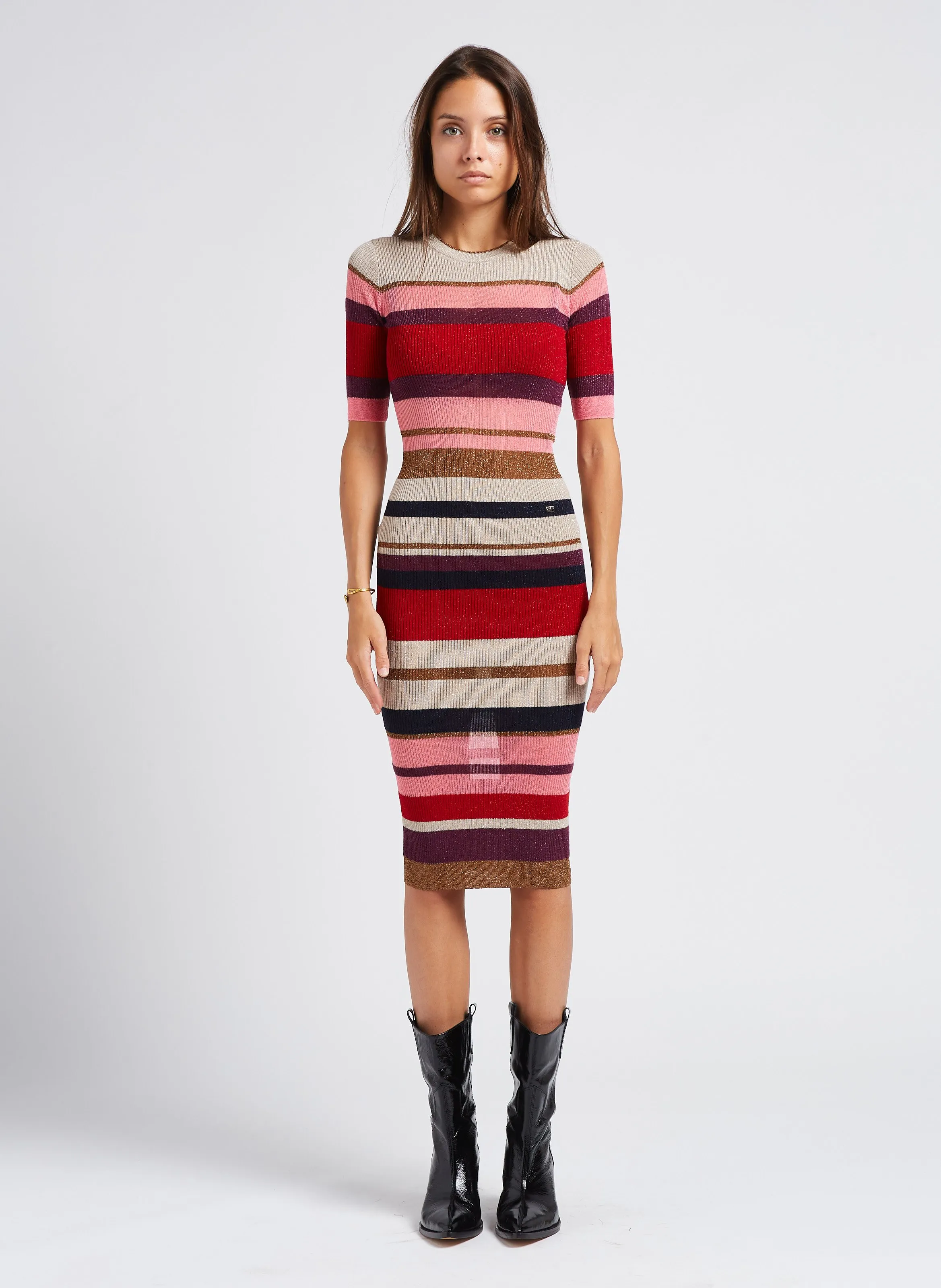 Vestido midi de lana a rayas con cuello redondo en multicolor