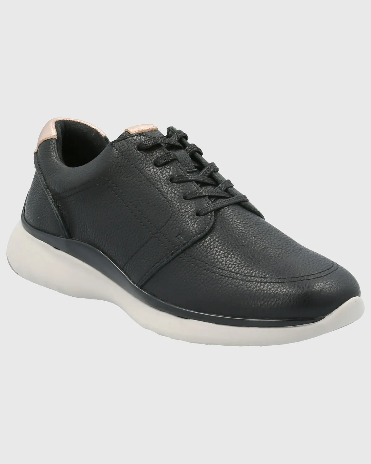 Zapatilla Cuero Mujer Goss Negro