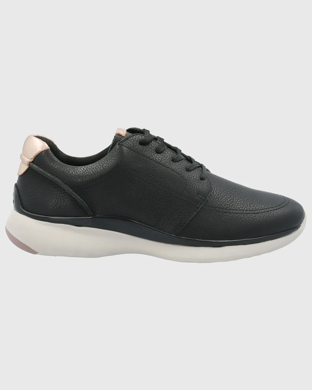 Zapatilla Cuero Mujer Goss Negro