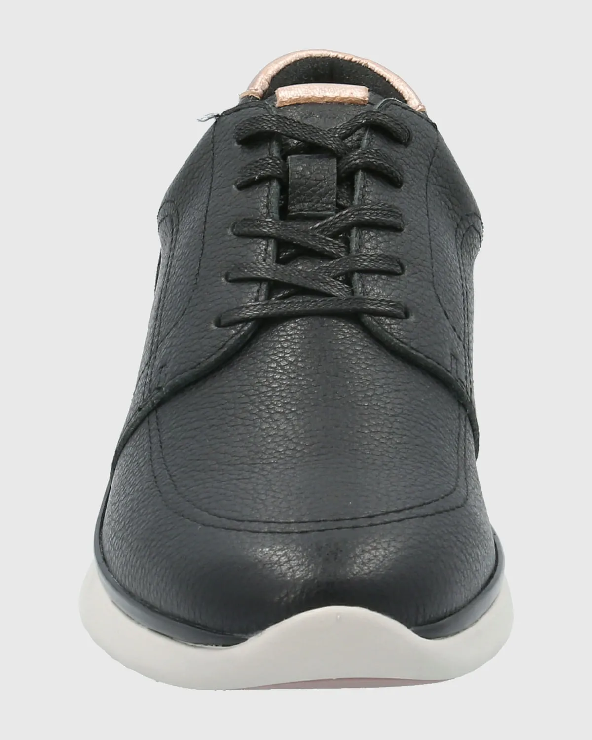 Zapatilla Cuero Mujer Goss Negro
