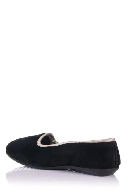 Zapatilla de casa lisa