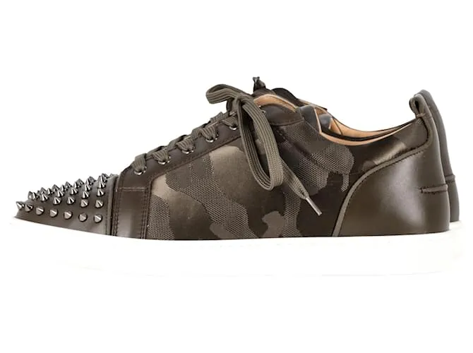 Zapatillas Christian Louboutin Louis Junior Spikes con estampado de camuflaje en cuero de ternera caqui Verde 