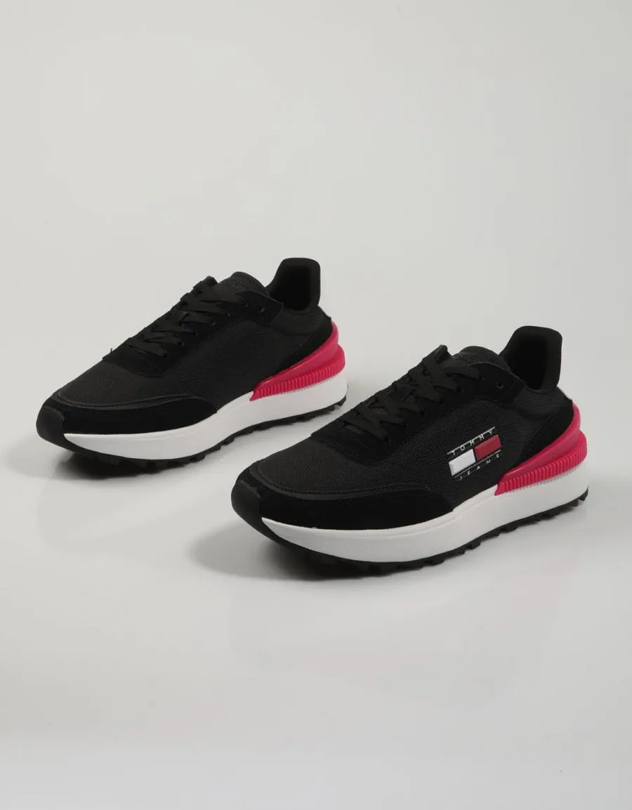  zapatillas TOMMY HILFIGER Tommy en Negro 81420